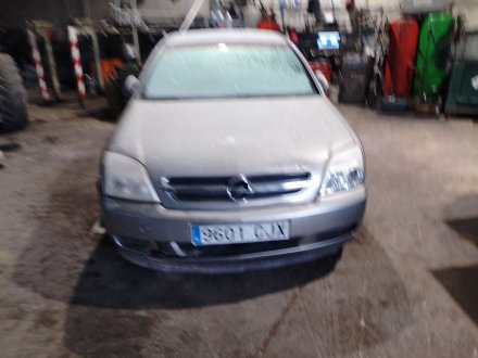 Vehiculo en el desguace: OPEL VECTRA C (Z02) 2.0 DTI 16V (F69)