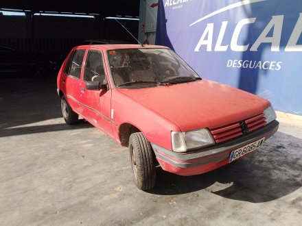 Vehiculo en el desguace: PEUGEOT 205 II (20A/C) 1.7 Diesel