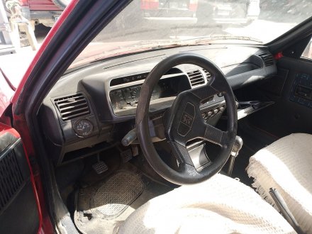 Vehiculo en el desguace: PEUGEOT 205 II (20A/C) 1.7 Diesel