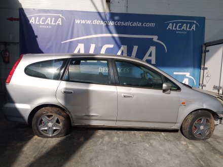 Vehiculo en el desguace: HONDA STREAM (RN) 2.0 16V (RN3)