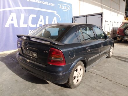 Vehiculo en el desguace: OPEL ASTRA G Sedán (T98) 2.2 DTI (F69)