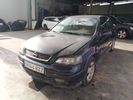 Vehiculo en el desguace: OPEL ASTRA G Sedán (T98) 2.2 DTI (F69)