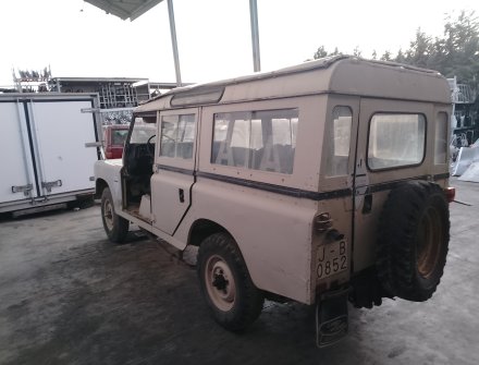 Vehiculo en el desguace: LAND ROVER 88/109 MK II Todo terreno, abierta 2.3 4x4