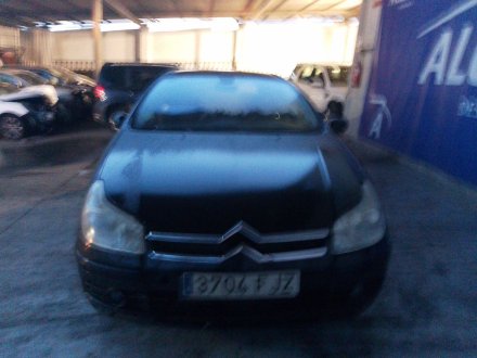 Vehiculo en el desguace: CITROËN C5 II (RC_) 2.0 HDi (RCRHRH)