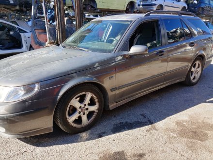 Vehiculo en el desguace: SAAB 9-5 Station Wagon (YS3E) 2.2 TiD