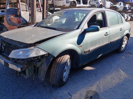 Vehiculo en el desguace: RENAULT MEGANE II Sedán (LM0/1_) 1.9 dCi (LM0G, LM1G, LM2C)