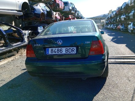 Vehiculo en el desguace: VOLKSWAGEN BORA I (1J2) 1.9 TDI