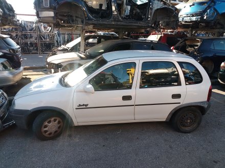 Vehiculo en el desguace: OPEL CORSA B (S93) 1.5 D (F08, F68, M68)