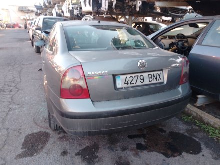 Vehiculo en el desguace: VOLKSWAGEN PASSAT B5.5 (3B3) 1.9 TDI