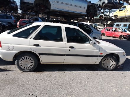 Vehiculo en el desguace: FORD ESCORT V (AAL, ABL) 1.8 TD