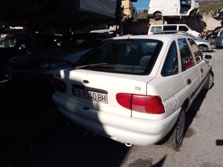 Vehiculo en el desguace: FORD ESCORT V (AAL, ABL) 1.8 TD