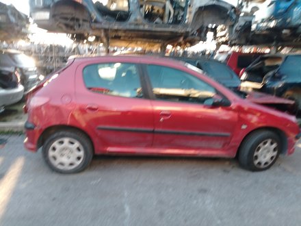 Vehiculo en el desguace: PEUGEOT 206 Hatchback (2A/C) 1.4 HDi eco 70