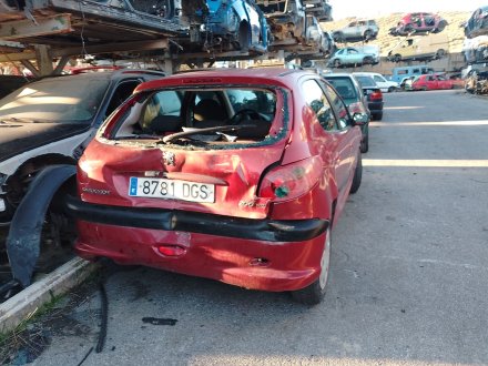 Vehiculo en el desguace: PEUGEOT 206 Hatchback (2A/C) 1.4 HDi eco 70