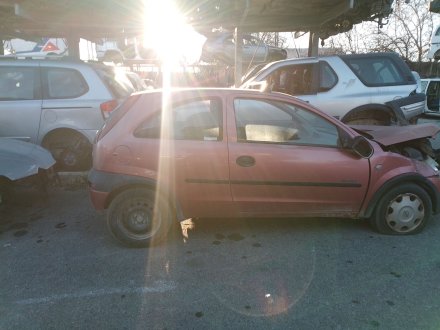 Vehiculo en el desguace: OPEL CORSA C (X01) 1.7 DTI (F08, F68)