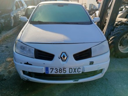 Vehiculo en el desguace: RENAULT MEGANE II (BM0/1_, CM0/1_) 1.5 dCi (BM1F, CM1F)