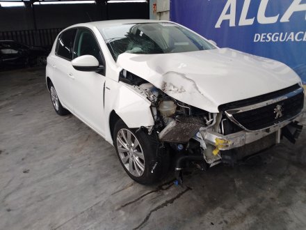 Vehiculo en el desguace: PEUGEOT 308 II (LB_, LP_, LW_, LH_, L3_) 1.5 BlueHDi 130