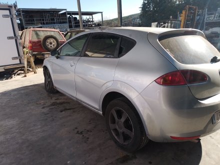 Vehiculo en el desguace: SEAT LEON (1P1) 1.9 TDI