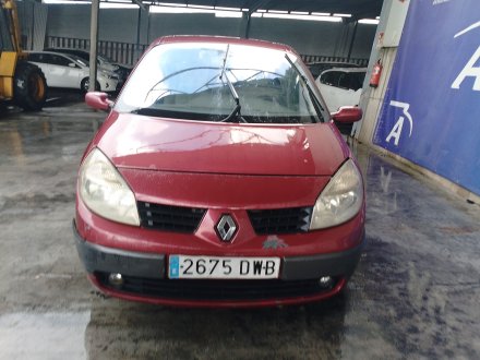 Vehiculo en el desguace: RENAULT SCÉNIC II (JM0/1_) 1.9 dCi (JM14)