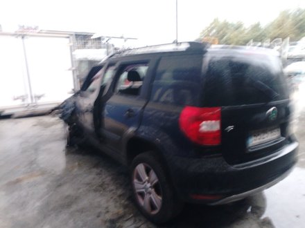 Vehiculo en el desguace: SKODA YETI (5L) 2.0 TDI