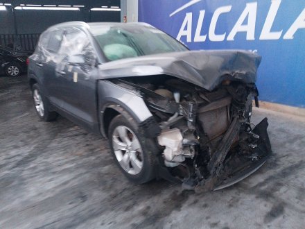 Vehiculo en el desguace: VOLVO XC40 (536) T3