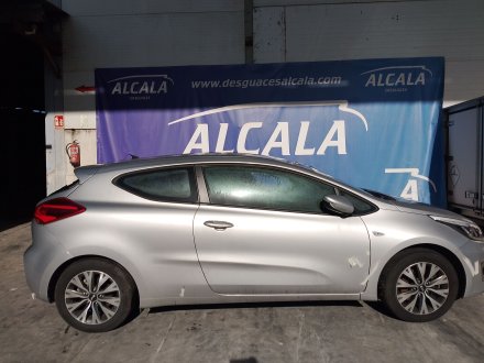 Vehiculo en el desguace: KIA CEE´D (JD) 1.6 CRDi 136