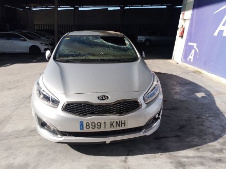 Vehiculo en el desguace: KIA CEE´D (JD) 1.6 CRDi 136