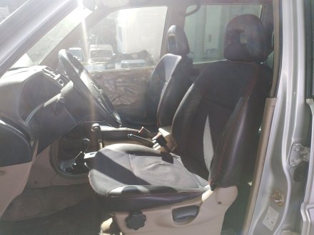 Vehiculo en el desguace: NISSAN TERRANO II (R20) 2.7 TDi 4WD