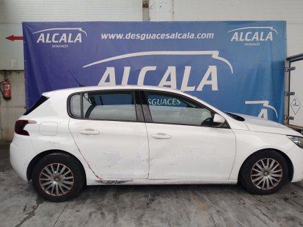 Vehiculo en el desguace: PEUGEOT 308 II (LB_, LP_, LW_, LH_, L3_) 1.5 BlueHDi 130