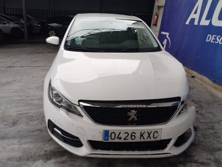 Vehiculo en el desguace: PEUGEOT 308 II (LB_, LP_, LW_, LH_, L3_) 1.5 BlueHDi 130