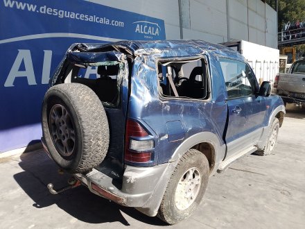 Vehiculo en el desguace: MITSUBISHI MONTERO III Canvas Top (V6_W, V7_W) 3.2 DI-D (V68W, V78W)