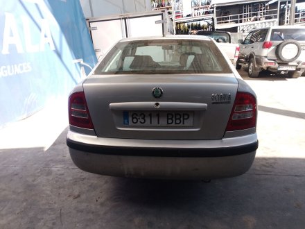 Vehiculo en el desguace: SKODA OCTAVIA I (1U2) 1.9 TDI