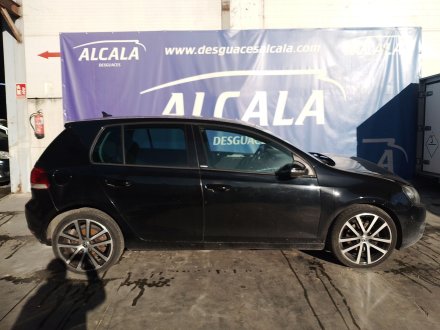 Vehiculo en el desguace: VOLKSWAGEN GOLF VI (5K1) 2.0 TDI