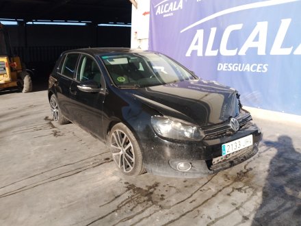 Vehiculo en el desguace: VOLKSWAGEN GOLF VI (5K1) 2.0 TDI