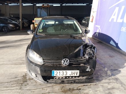 Vehiculo en el desguace: VOLKSWAGEN GOLF VI (5K1) 2.0 TDI