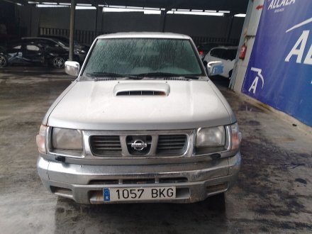 Vehiculo en el desguace: NISSAN PICK UP (D22) 2.5 TD 4WD