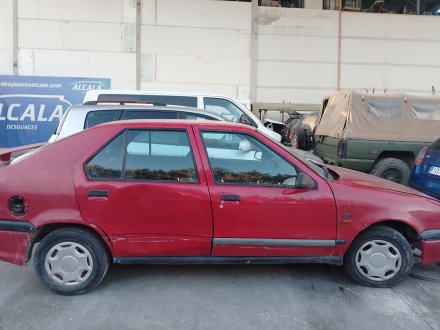 Vehiculo en el desguace: RENAULT 19 II (B/C53_) 1.9 D (B/C53J)