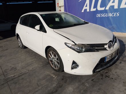 Vehiculo en el desguace: TOYOTA AURIS (_E18_) 1.4 D-4D (NDE180_)