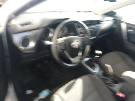 Vehiculo en el desguace: TOYOTA AURIS (_E18_) 1.4 D-4D (NDE180_)