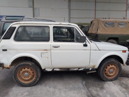 Vehiculo en el desguace: LADA NIVA ( 2121 / 21213 / 21214 / 21215 ) 1.6