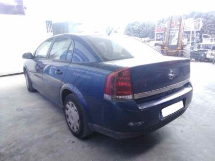 Vehiculo en el desguace: OPEL VECTRA C BERLINA Club