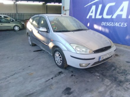 Vehiculo en el desguace: FORD Focus Berlina (CAK) Ghia