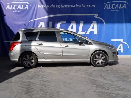 Vehiculo en el desguace: PEUGEOT 308 SW Premium