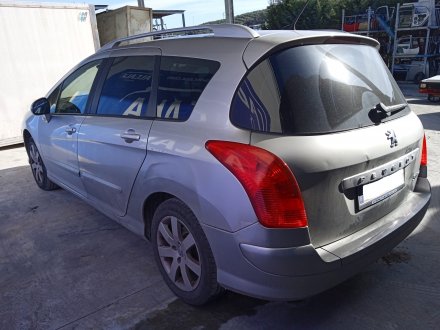 Vehiculo en el desguace: PEUGEOT 308 SW Premium