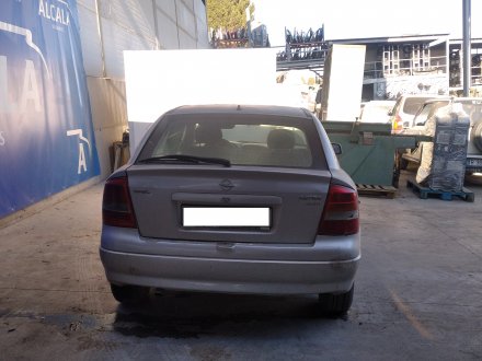 Vehiculo en el desguace: OPEL ASTRA G BERLINA Comfort