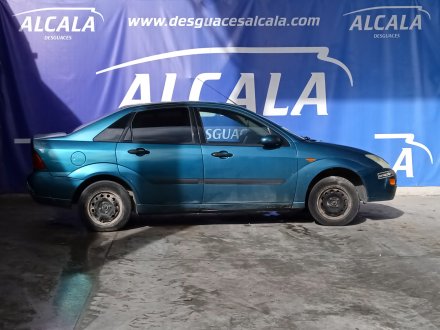 Vehiculo en el desguace: FORD FOCUS BERLINA (CAK) Ambiente