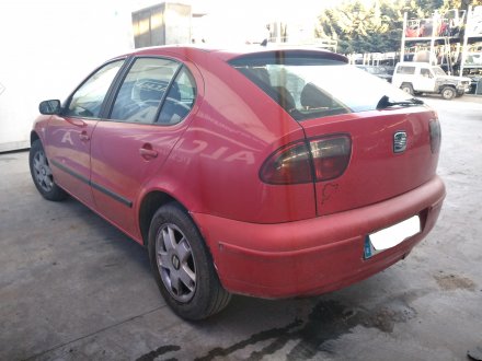 Vehiculo en el desguace: SEAT LEON (1M1) Signo