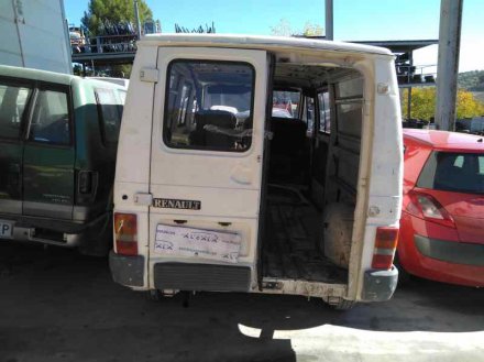 Vehiculo en el desguace: RENAULT TRAFIC T 1000