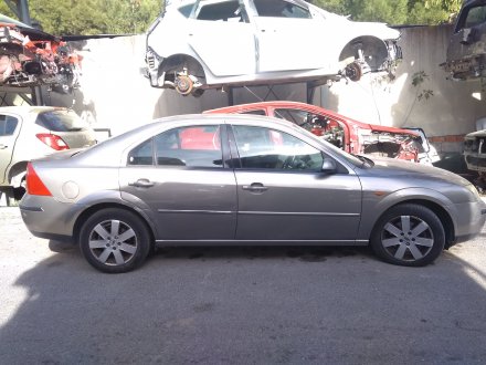 Vehiculo en el desguace: FORD MONDEO BERLINA (GE) Ambiente