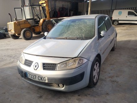 Vehiculo en el desguace: RENAULT MEGANE II CLASSIC BERLINA 1.9 dCi Diesel