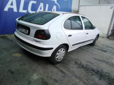 Vehiculo en el desguace: RENAULT MEGANE I CLASSIC (LA0) 1.9 Diesel